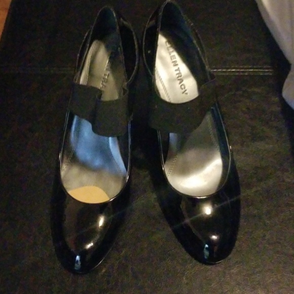 Heels - Picture 2 of 5